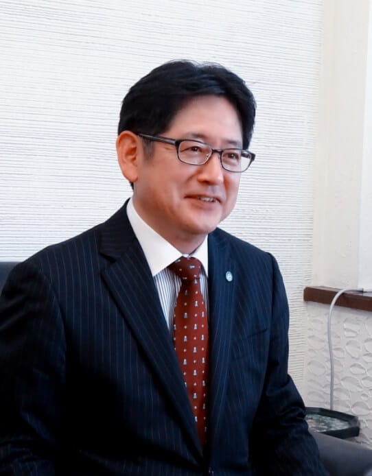 Shimabun President and CEO Nobuhide Shima